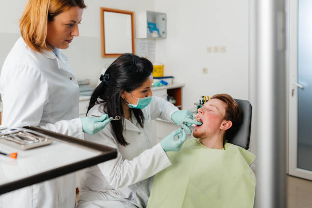 Best Cracked Tooth Emergency Dentist  in Lansdowne, VA
